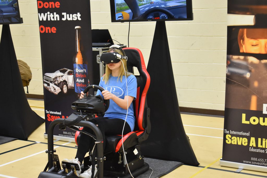 Student driving in VR